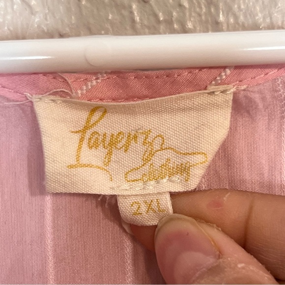 Layerz Clothing Womens Size 2XL Pink Striped Orange Embroidered Shirt Top - Picture 3 of 11